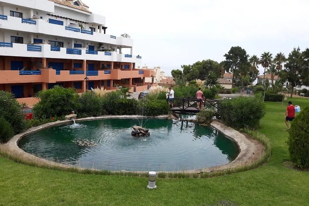Beautiful Apartment In Duquesa Suites And Gardens Castillo de Sabinillas